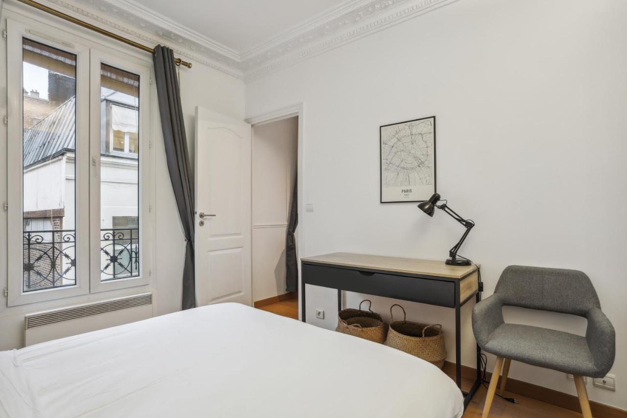 Superbe 2 Pieces Au Coeur Du Xvieme Acomodação com café da manhã Paris Exterior foto