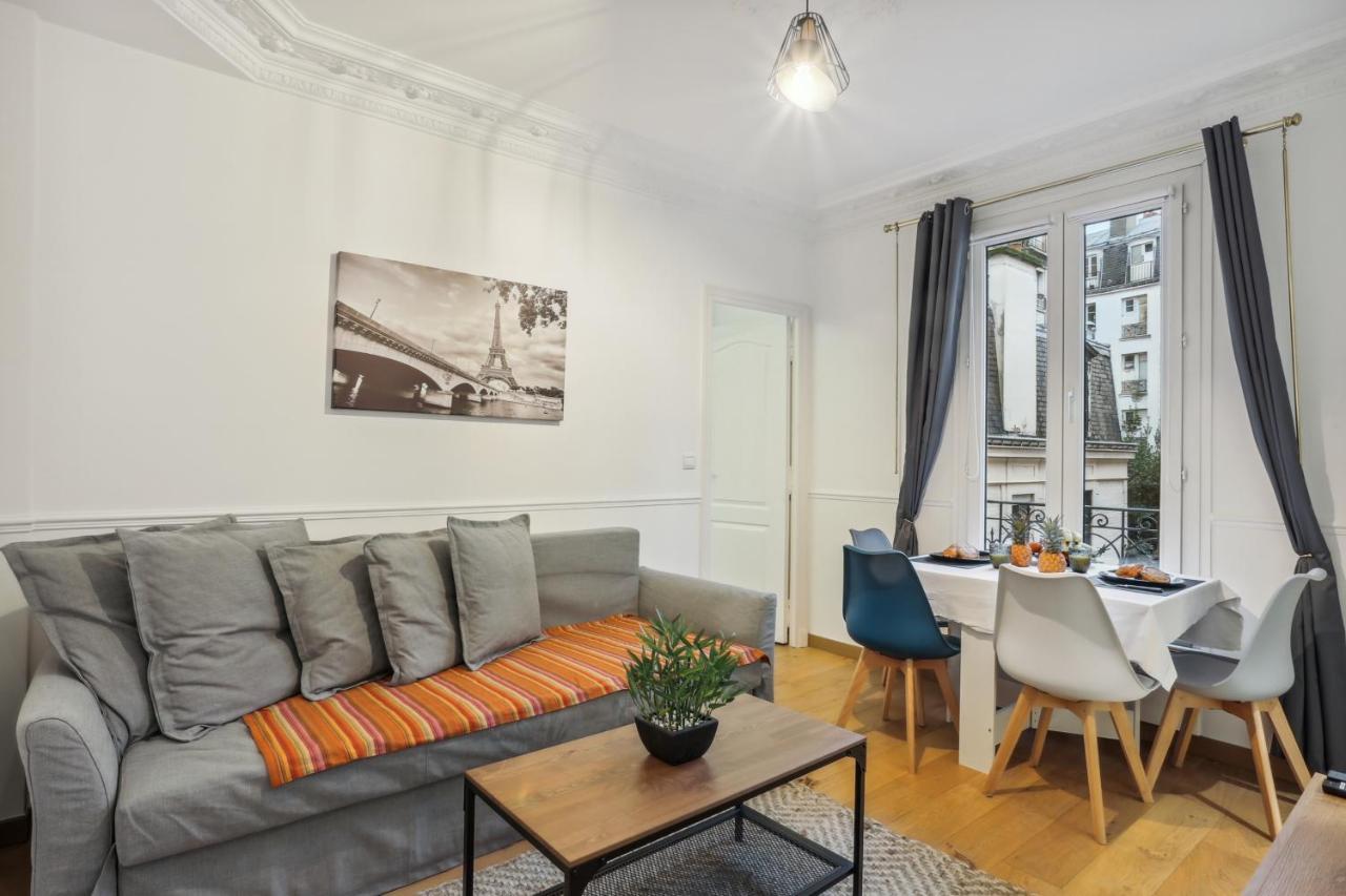 Superbe 2 Pieces Au Coeur Du Xvieme Acomodação com café da manhã Paris Exterior foto