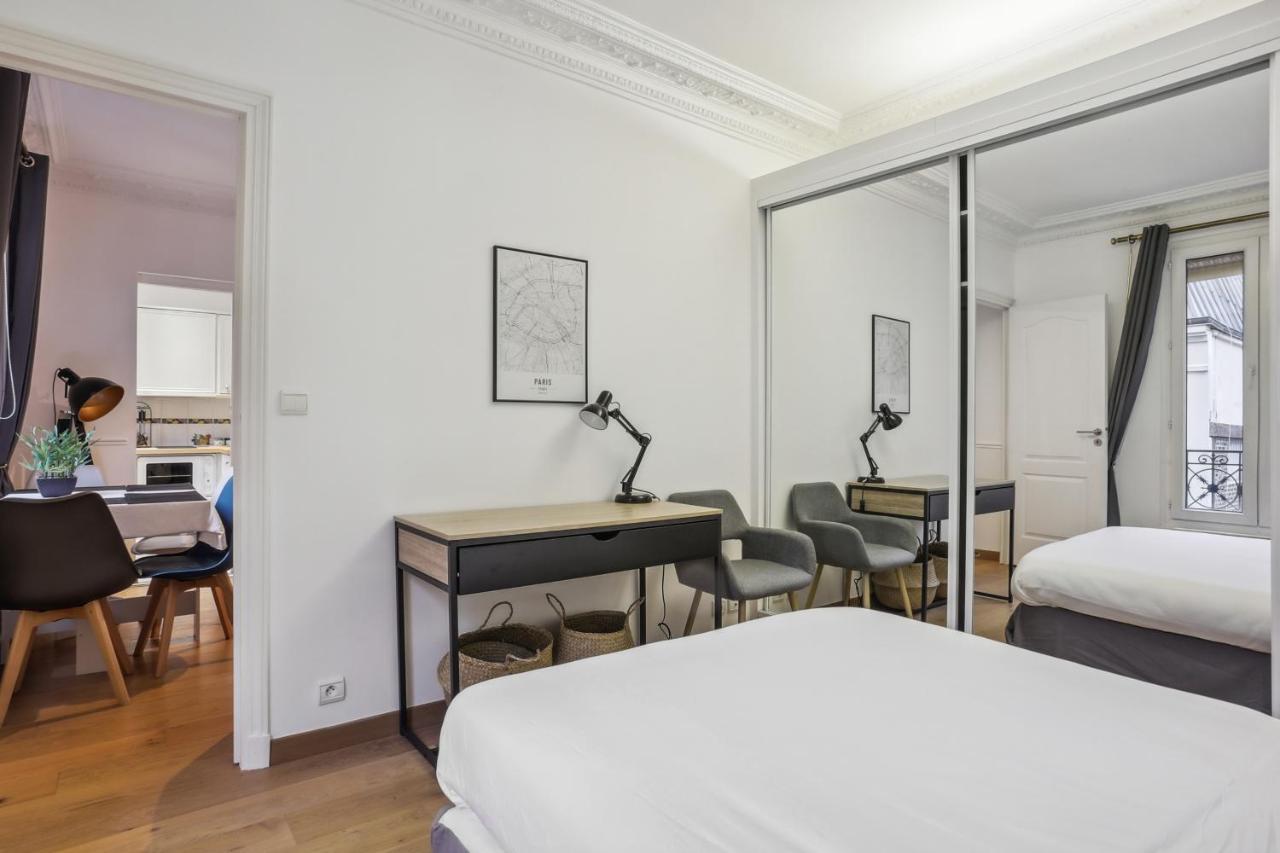 Superbe 2 Pieces Au Coeur Du Xvieme Acomodação com café da manhã Paris Exterior foto